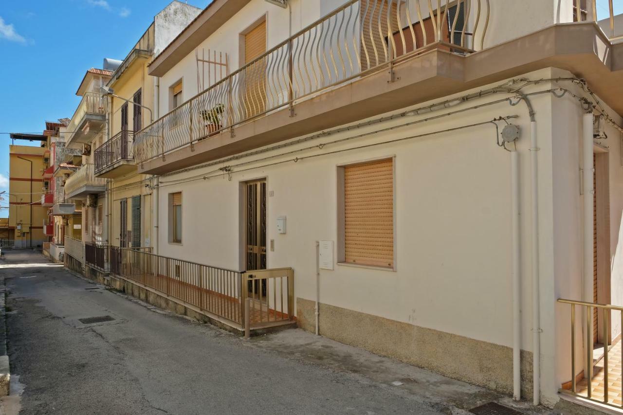 Guest House Via Crispi Pozzallo Exterior photo